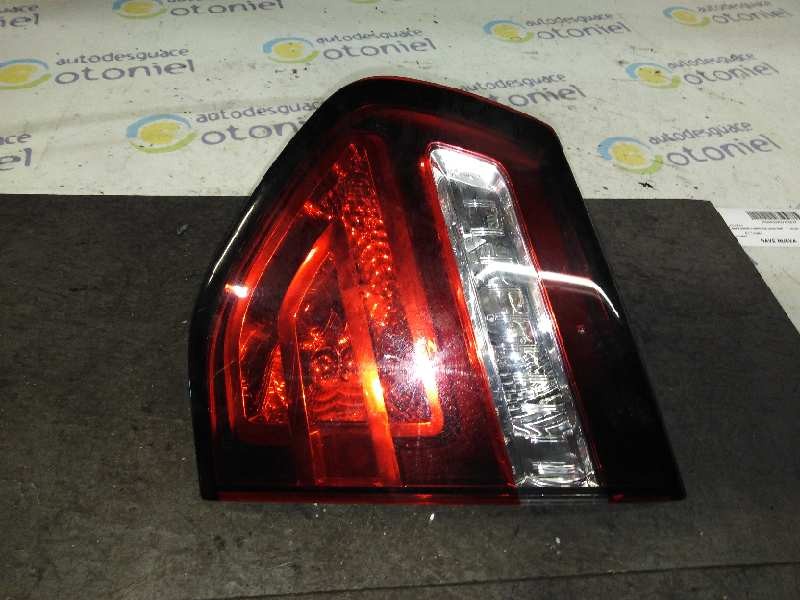 Recambio de piloto trasero derecho interior para citroën c4 picasso exclusive referencia OEM IAM  2º INTERIOR