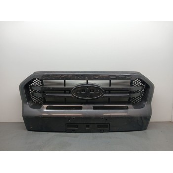 REJILLA PARAGOLPES DELANTERO JB3B8350B 