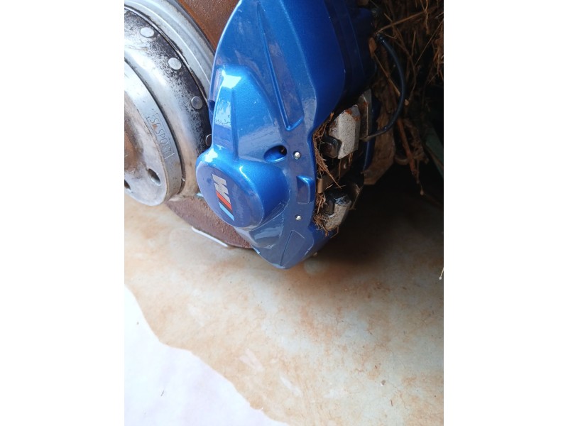 Recambio de pinza freno trasera derecha para bmw 1 (f21) 118 d referencia OEM IAM 20B43302  