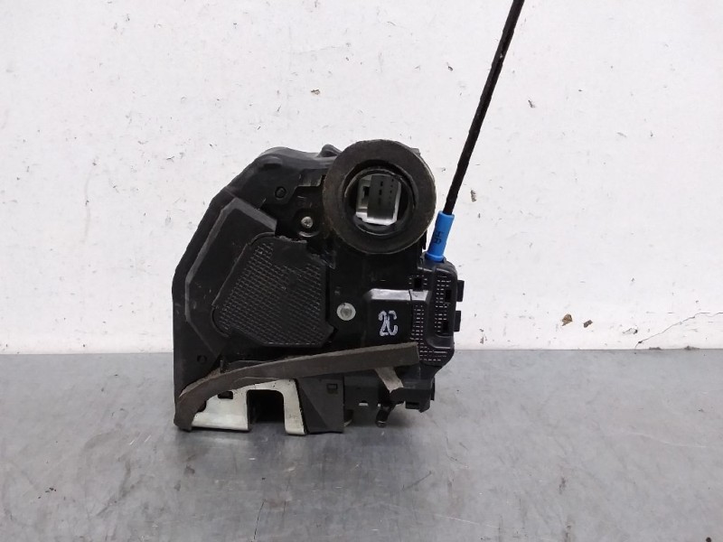 Recambio de cerradura puerta trasera izquierda para toyota auris hybrid active referencia OEM IAM   2 PINS