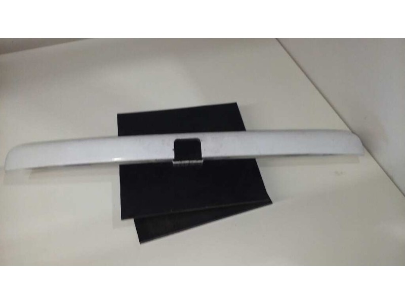 Recambio de maneta exterior porton para opel vectra b caravan centenial referencia OEM IAM 90464809  