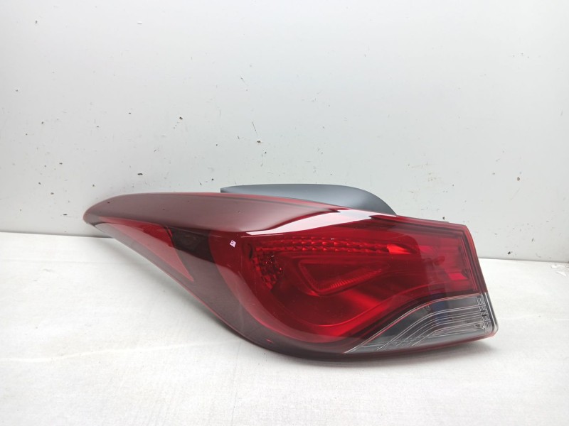 Recambio de piloto trasero izquierdo para hyundai elantra v sedán (md, ud) 1.6 crdi referencia OEM IAM   