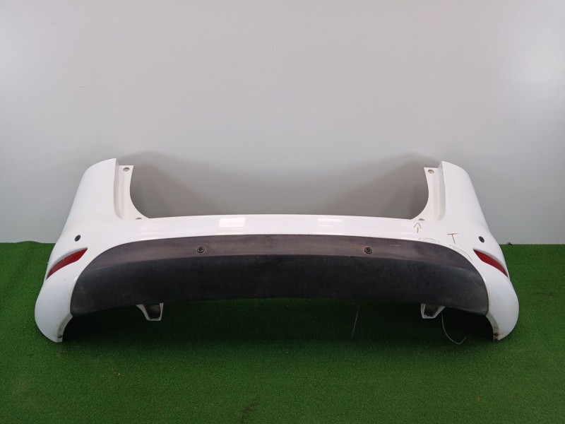 Recambio de paragolpes trasero para ford b-max trend referencia OEM IAM   