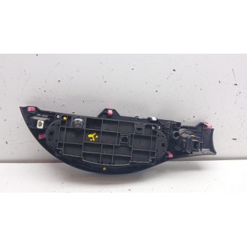 Recambio de mando climatizador para toyota yaris hybrid active referencia OEM IAM 75f206 559000d800 