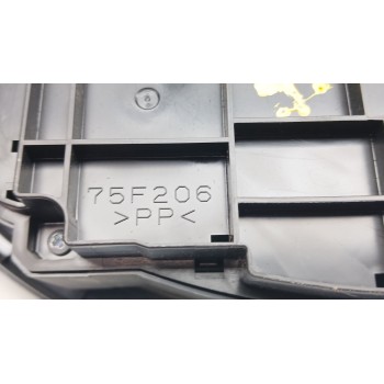 Recambio de mando climatizador para toyota yaris hybrid active referencia OEM IAM 75f206 559000d800 