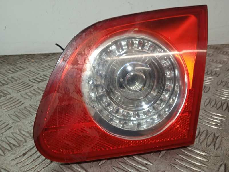 Recambio de piloto trasero derecho interior para volkswagen passat berlina (3c2) 2.0 tdi referencia OEM IAM 3C5945094E  