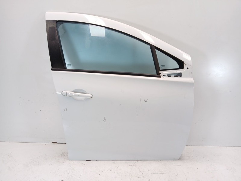 Recambio de puerta delantera derecha para renault zoe (bfm_) zoe referencia OEM IAM 801004005R  