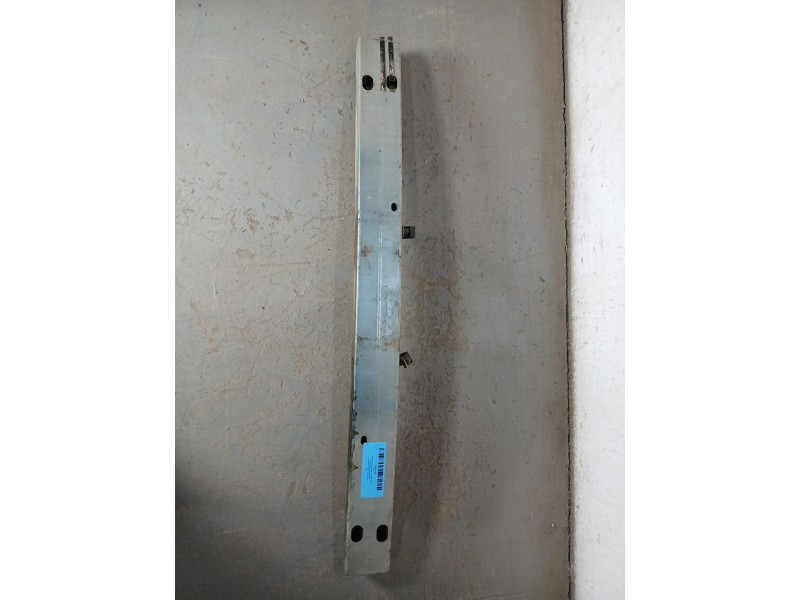 Recambio de refuerzo paragolpes delantero para nissan almera tino (v10m) básico referencia OEM IAM 620364U300  