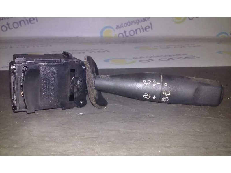 Recambio de mando limpia para citroën saxo 1.1 furio referencia OEM IAM   