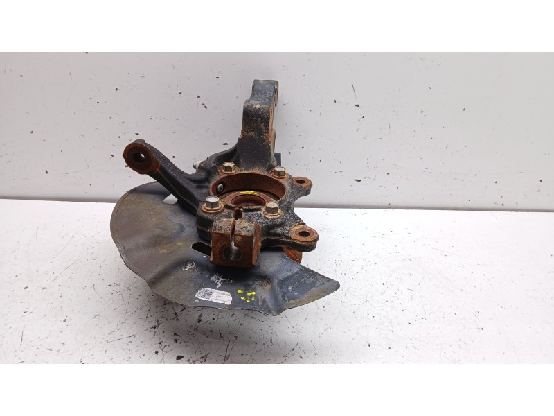 Recambio de mangueta delantera izquierda para hyundai tucson 25 aniversario 4x2 referencia OEM IAM 51700d7500  