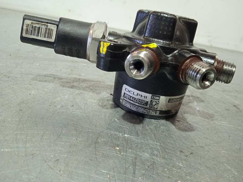 Recambio de rampa inyectora para ford focus berlina (cak) ghia referencia OEM IAM R9144Z020C  