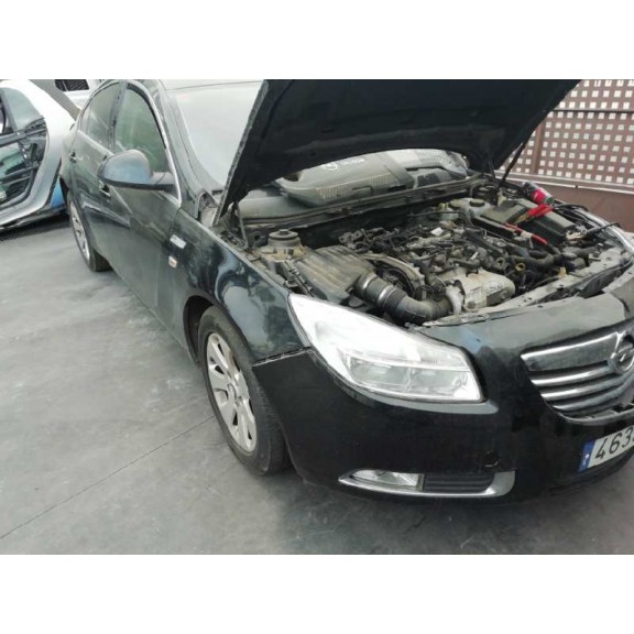 opel insignia berlina del año 2010
