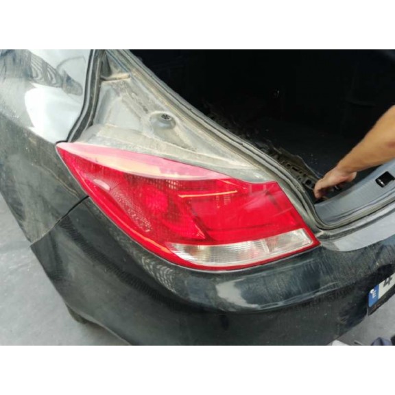 Recambio de piloto trasero izquierdo para opel insignia berlina 2.0 cdti cat referencia OEM IAM   