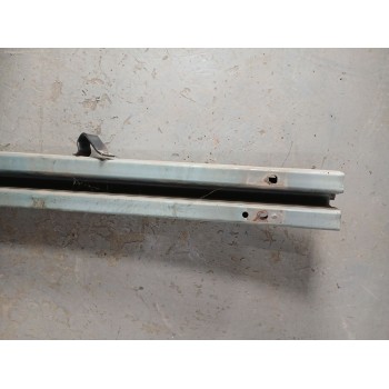 Recambio de refuerzo paragolpes delantero para nissan almera tino (v10m) básico referencia OEM IAM 620364U300  