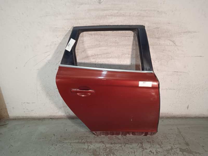 Recambio de puerta trasera derecha para volvo xc60 2.4 diesel cat referencia OEM IAM   