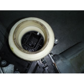 Recambio de elevalunas delantero derecho para toyota auris hybrid active referencia OEM IAM 8570102010 961920101 10 PINS