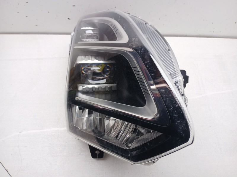 Recambio de faro derecho para omoda 5 referencia OEM IAM 605000531AA  INFERIOR