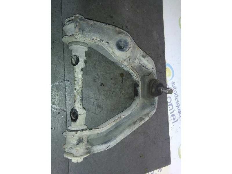 Recambio de brazo suspension superior delantero derecho para nissan terrano/terrano.ii (r20) comfort referencia OEM IAM   