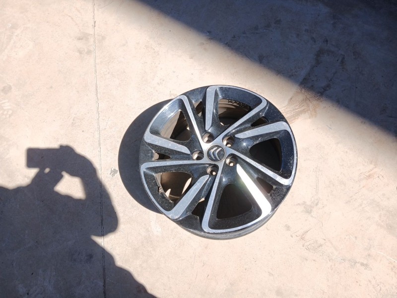 Recambio de llanta para citroën c4 picasso ii 1.6 bluehdi 120 referencia OEM IAM 9813863177 X1 