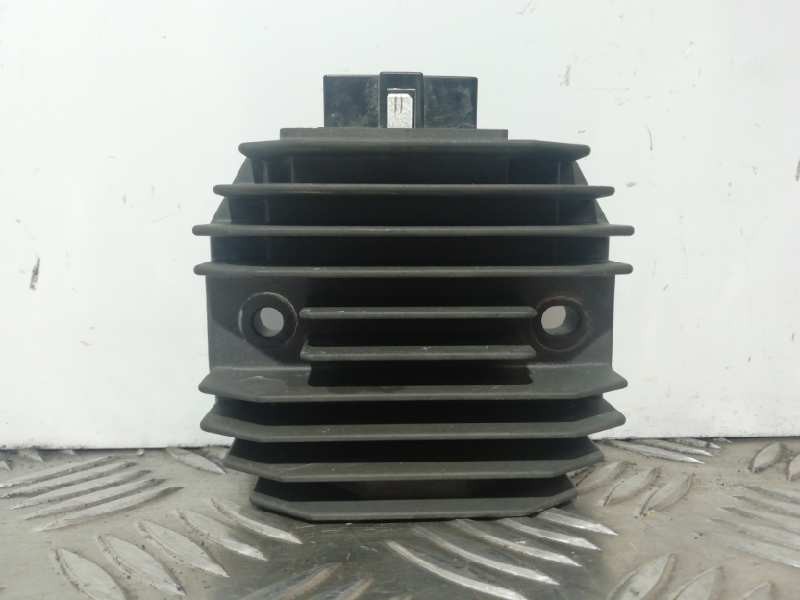 Recambio de modulo electronico para yamaha tmax tmax dx referencia OEM IAM SH719AA  