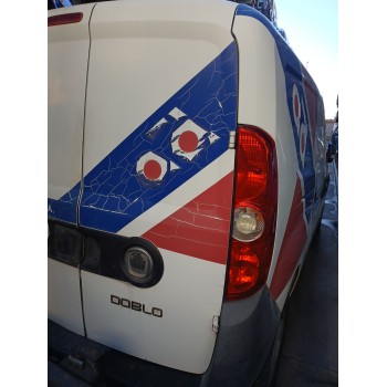 Recambio de puerta trasera derecha para fiat doblo autobús (263_) 1.6 d multijet (263axd1b) referencia OEM IAM   