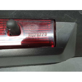 Recambio de aleron trasero para renault megane iv berlina 5p 1.3 tce referencia OEM IAM 960300798R ROJO 