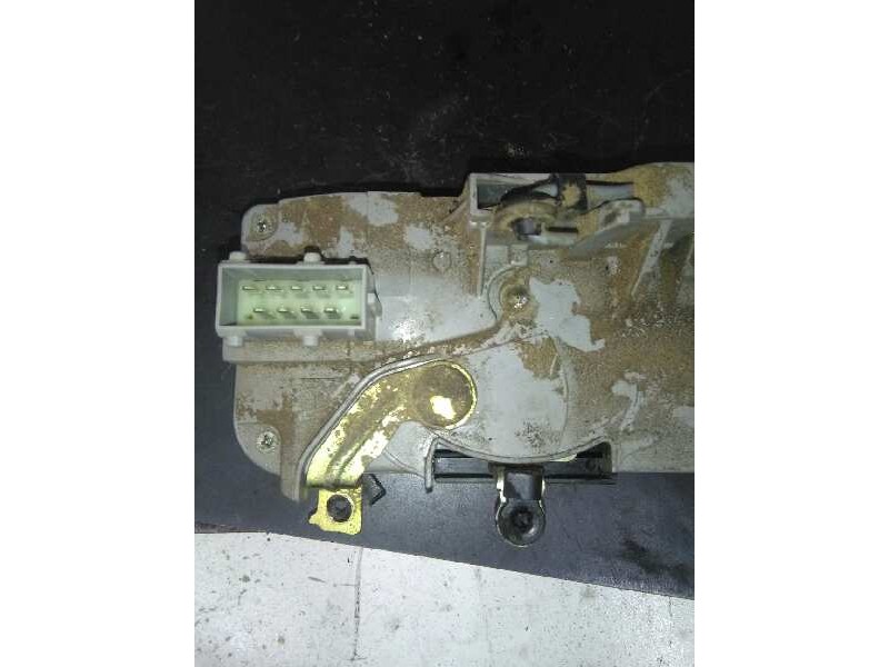 Recambio de cerradura puerta delantera derecha para peugeot 406 berlina (s1/s2) stdt referencia OEM IAM   9 PINS