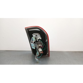 Recambio de piloto trasero izquierdo para nissan patrol gr (y61) 2.8 turbodiesel cat referencia OEM IAM 26555vc30a 16522451 