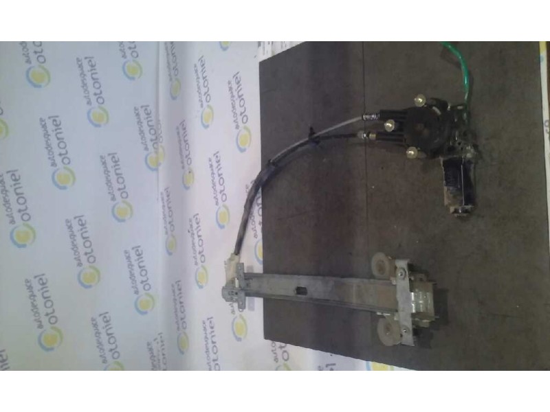 Recambio de elevalunas delantero izquierdo para chrysler voyager (es) 2.5 td referencia OEM IAM   2 PIN