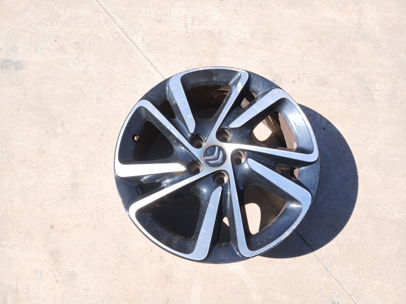 Recambio de llanta para citroën c4 picasso ii 1.6 bluehdi 120 referencia OEM IAM 9813863177 X1 