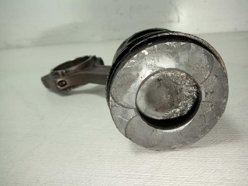 Recambio de piston para alfa romeo mito (145) 1.3 jtd cat referencia OEM IAM 06935  CON BIELA