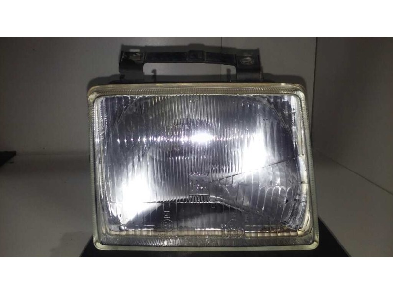 Recambio de faro derecho para opel corsa a city referencia OEM IAM  TOCADO 