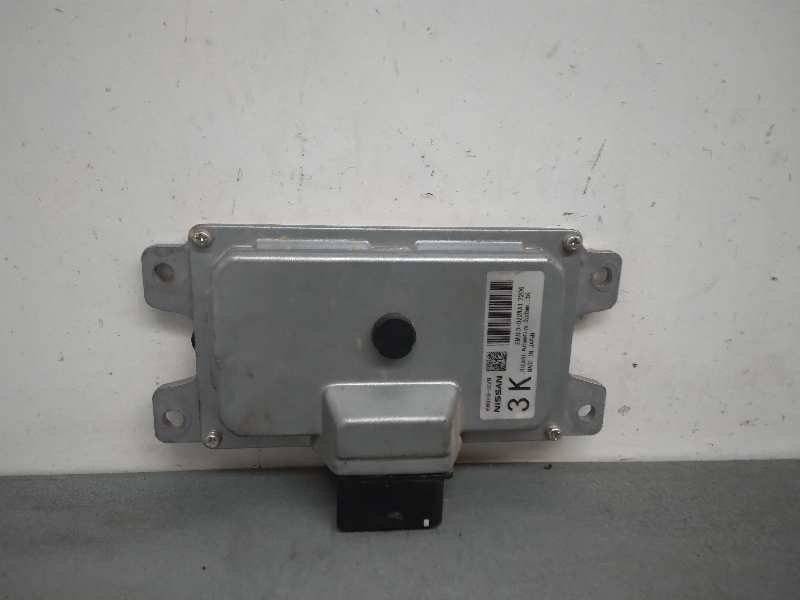 Recambio de centralita motor uce para nissan juke (f15) acenta referencia OEM IAM EMU10022NA1 EMU10022N 