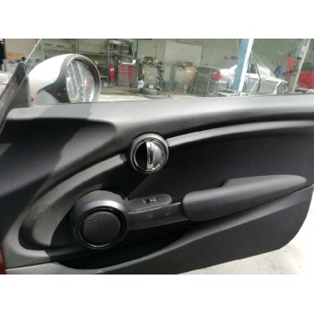 GUARNECIDO PUERTA DELANTERA DERECHA 