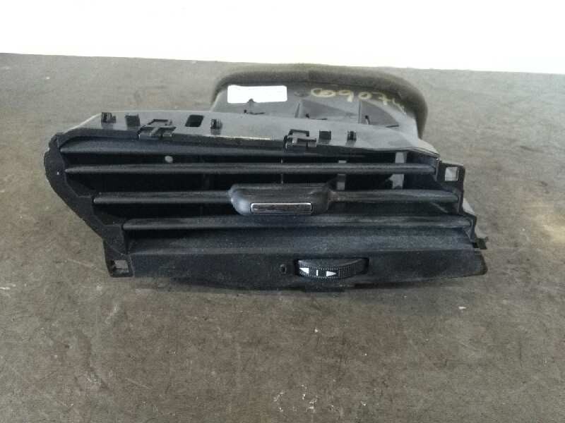 Recambio de aireador para opel corsa e edition referencia OEM IAM DERECHO  