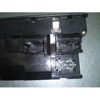 Recambio de mando elevalunas delantero izquierdo para bmw serie 5 touring (e39) 525i referencia OEM IAM 6904306  