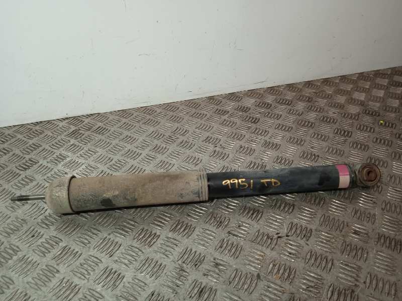 Recambio de amortiguador trasero derecho para nissan pulsar (c13) acenta referencia OEM IAM 562203ZL0D  