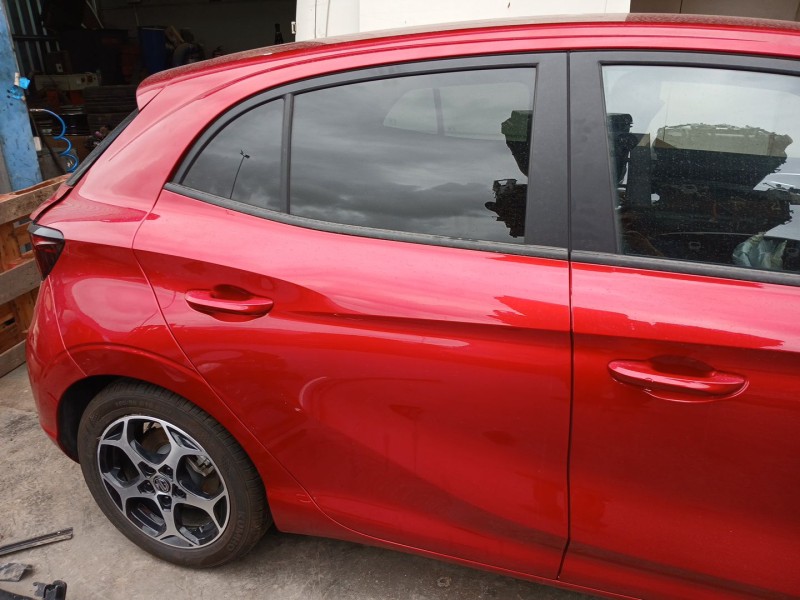 Recambio de puerta trasera derecha para mg mg 3 1.5 hybrid referencia OEM IAM   