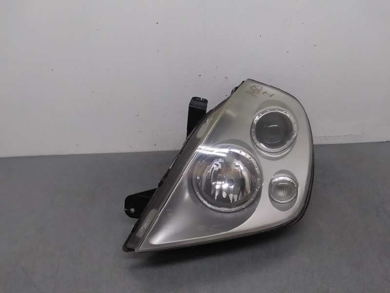 Recambio de faro izquierdo para ssangyong rexton 2.7 turbodiesel cat referencia OEM IAM   