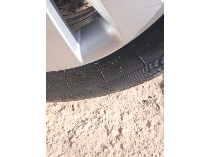 Recambio de neumatico para seat arona (kj7, kjp) 1.0 tsi referencia OEM IAM 205-60-16 92h  giti 19