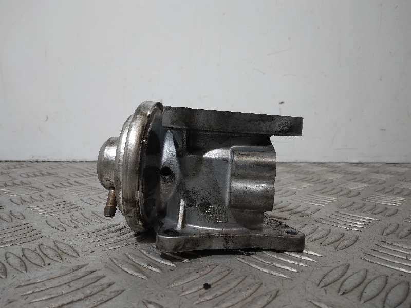 Recambio de valvula egr para volkswagen passat berlina (3c2) sportline referencia OEM IAM 038131501AN  