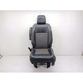 ASIENTO DELANTERO IZQUIERDO 