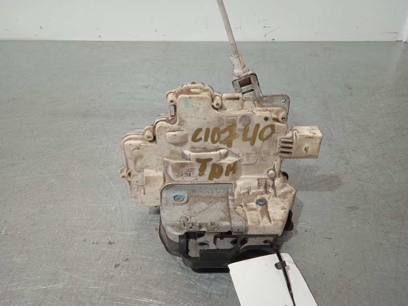 Recambio de cerradura puerta trasera derecha para audi a4 avant (8e) 2.0 tdi referencia OEM IAM 8E0839016AA 7 PINES 