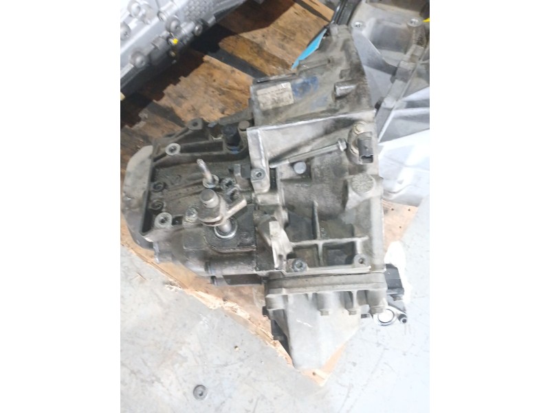 Recambio de caja casco para peugeot 807 (eb_) 2.0 hdi referencia OEM IAM 20LM06  