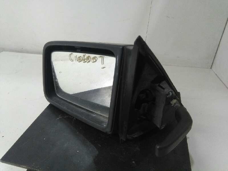 Recambio de retrovisor izquierdo para opel kadett e 1.6 referencia OEM IAM  NEGRO MANUAL