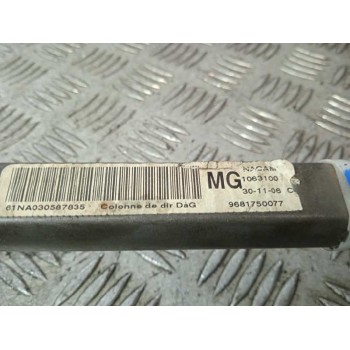Recambio de columna direccion para citroën c4 grand picasso sx referencia OEM IAM 9681750077  