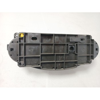 Recambio de mando climatizador para toyota yaris hybrid active referencia OEM IAM 559000d800  