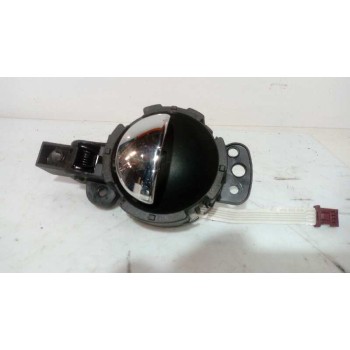 MANETA INTERIOR DELANTERA DERECHA 