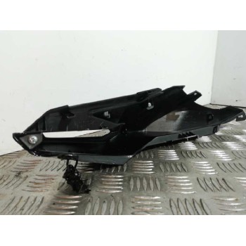Recambio de plasticos para honda cbr 650r cbr 650r referencia OEM IAM 77231MKYD500 COLIN TRASERO DERECHO