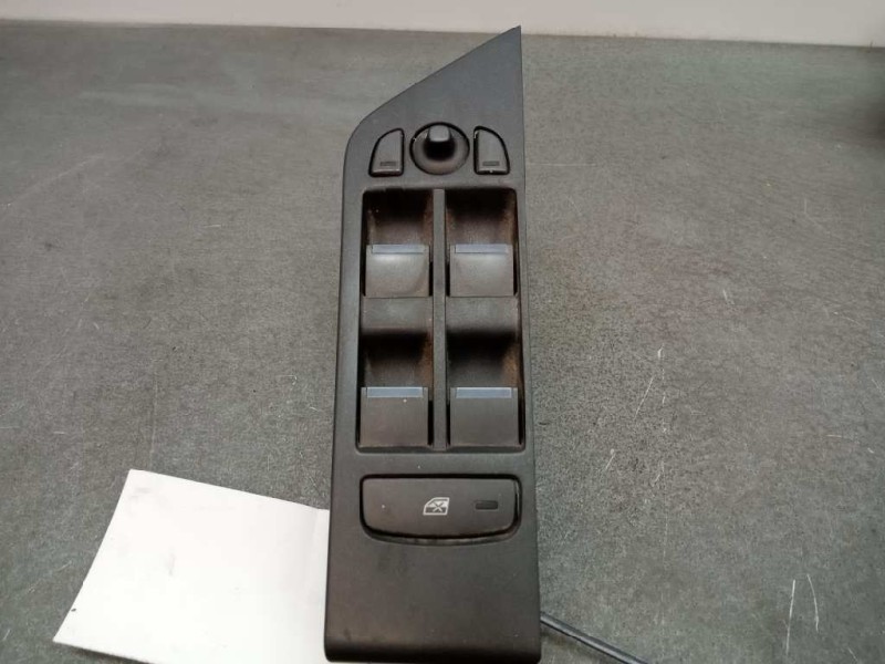 Recambio de mando elevalunas delantero izquierdo para land rover evoque dynamic referencia OEM IAM BJ3214540AB  4 TECLAS